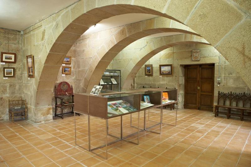 Hospederia Monasterio De Poio Hotel Bagian luar foto