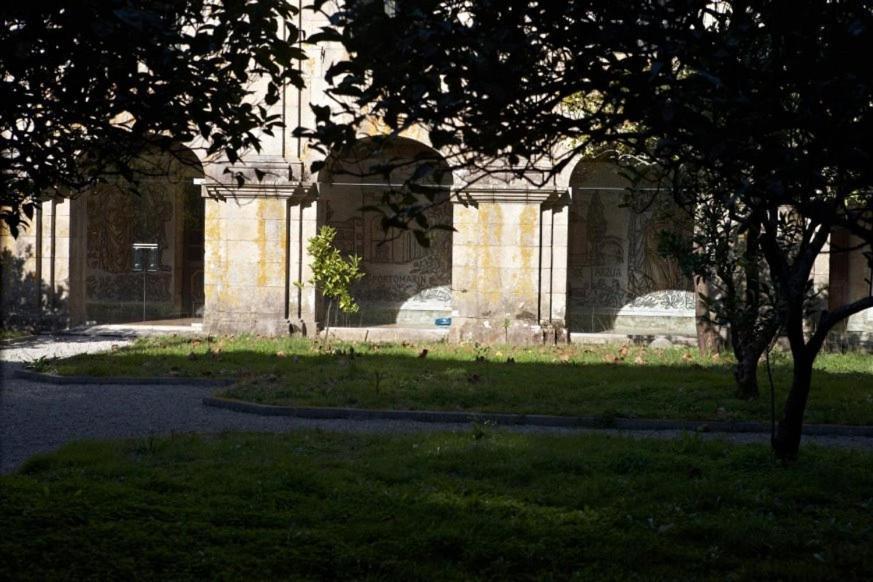 Hospederia Monasterio De Poio Hotel Bagian luar foto