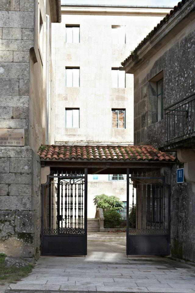 Hospederia Monasterio De Poio Hotel Bagian luar foto