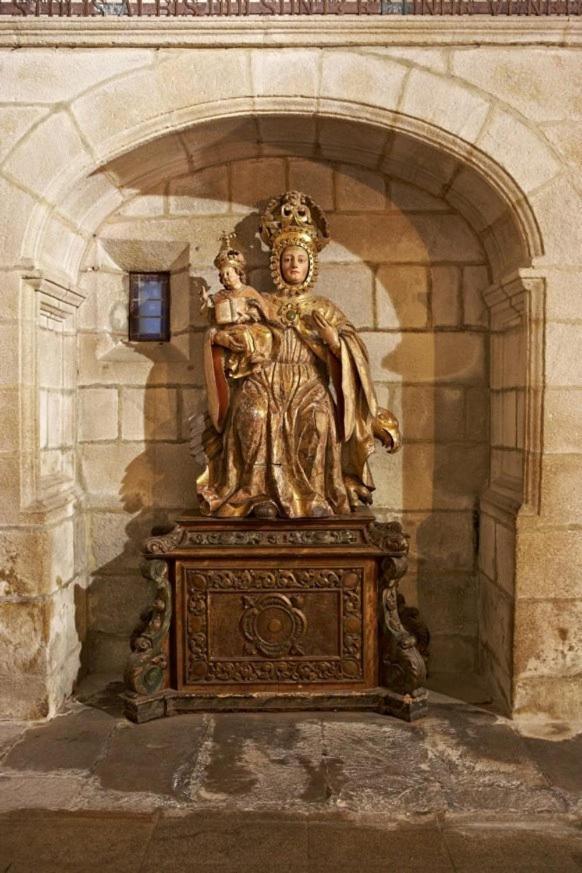 Hospederia Monasterio De Poio Hotel Bagian luar foto